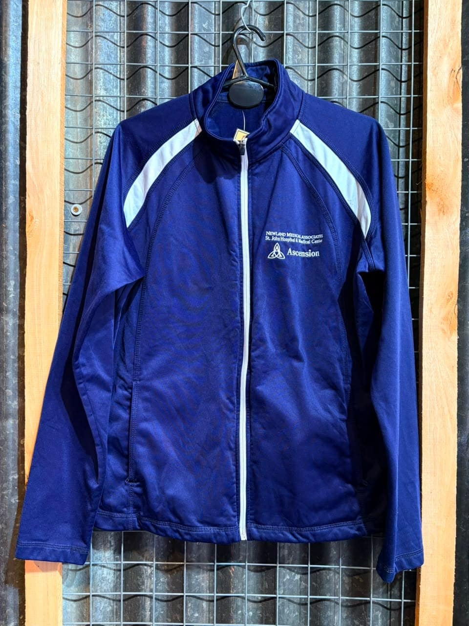 Campera deportiva azul
