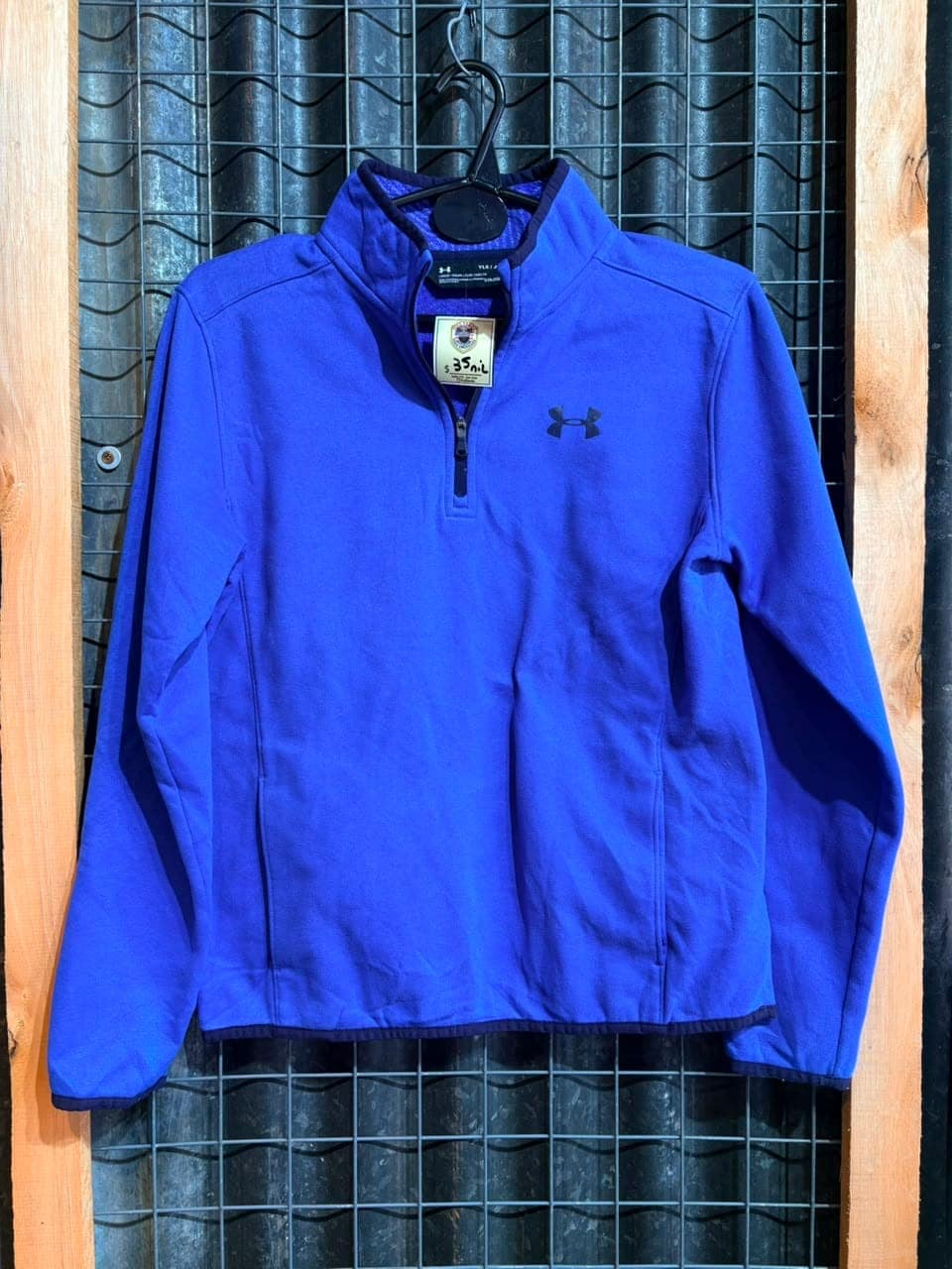 Buzo Under Armour medio cierre